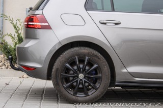 Volkswagen Golf GTE plug in-hybrid /aj n 2015