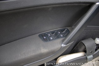 Volkswagen Golf GTE plug in-hybrid /aj n 2015