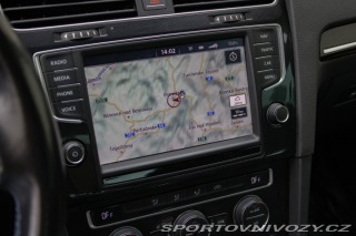 Volkswagen Golf GTE plug in-hybrid /aj n 2015