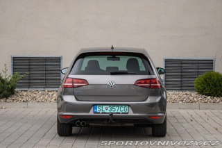 Volkswagen Golf GTE plug in-hybrid /aj n 2015