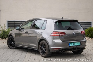 Volkswagen Golf GTE plug in-hybrid /aj n 2015