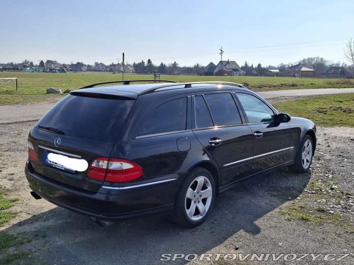 Mercedes-Benz E 500 T 2005