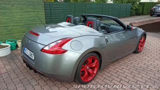 Nissan 370 Z  2010