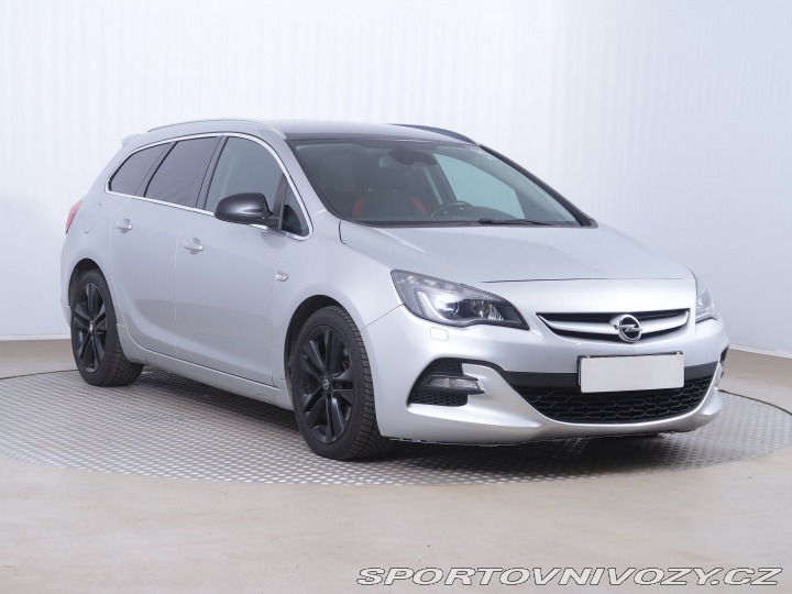 Opel Astra 2.0 BiCDTI 2015