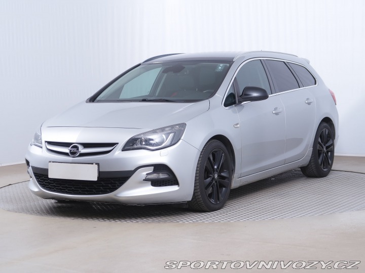 Opel Astra 2.0 BiCDTI 2015