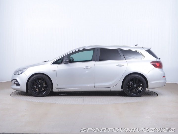 Opel Astra 2.0 BiCDTI 2015