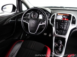 Opel Astra 2.0 BiCDTI 2015