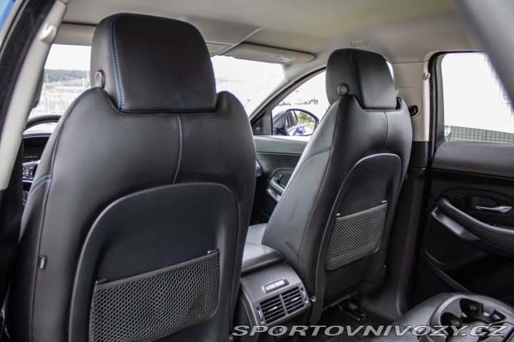 Jaguar E-Pace 2.0 I4 180k R-Dynamic SE 2019