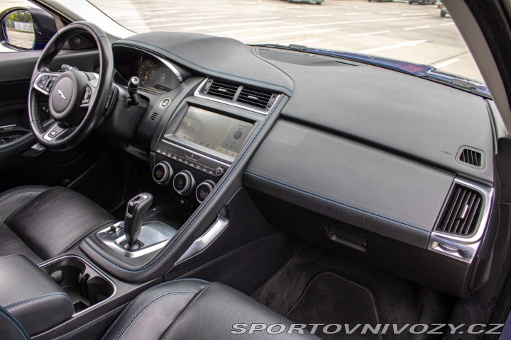 Jaguar E-Pace 2.0 I4 180k R-Dynamic SE 2019