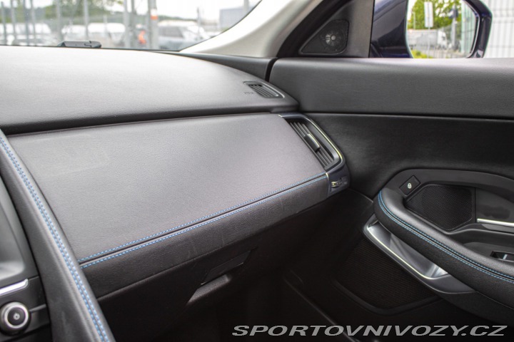 Jaguar E-Pace 2.0 I4 180k R-Dynamic SE 2019