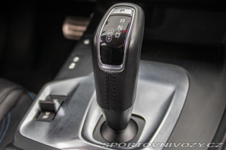 Jaguar E-Pace 2.0 I4 180k R-Dynamic SE 2019