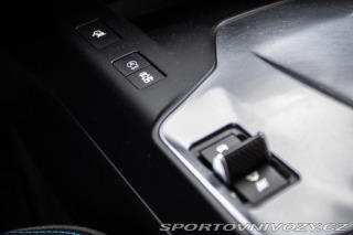 Jaguar E-Pace 2.0 I4 180k R-Dynamic SE 2019