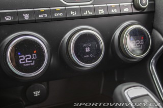 Jaguar E-Pace 2.0 I4 180k R-Dynamic SE 2019