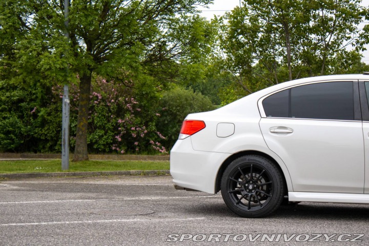 Subaru Legacy 2.5 GT 195kw 4x4 2010