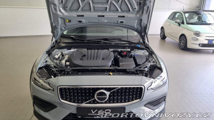 Volvo V60 B5 2.0L 250+14 HP CROSS C 2024