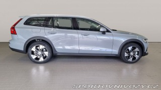 Volvo V60 B5 2.0L 250+14 HP CROSS C 2024