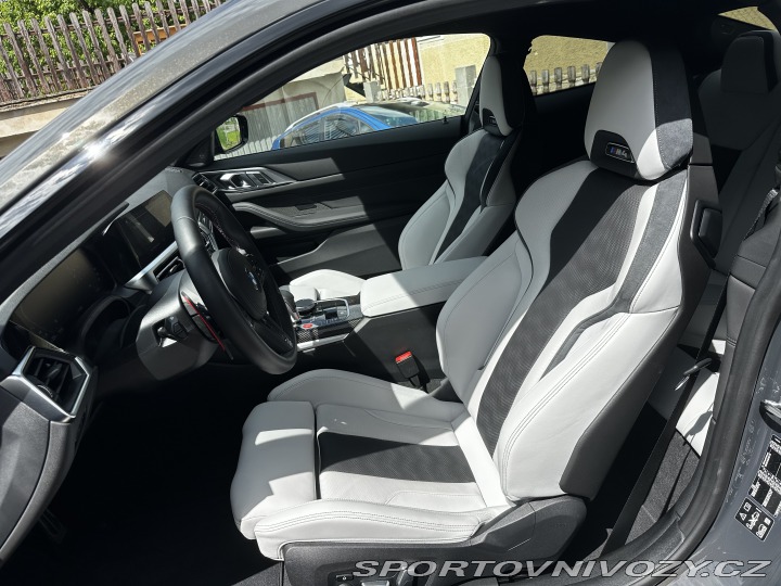 BMW M4 COMPETITION X Drive 2022