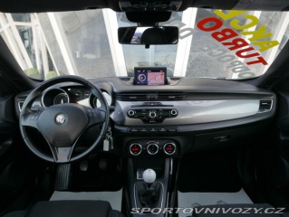 Alfa Romeo Giulietta 1,4 TB 125kW Navi Panoram 2011