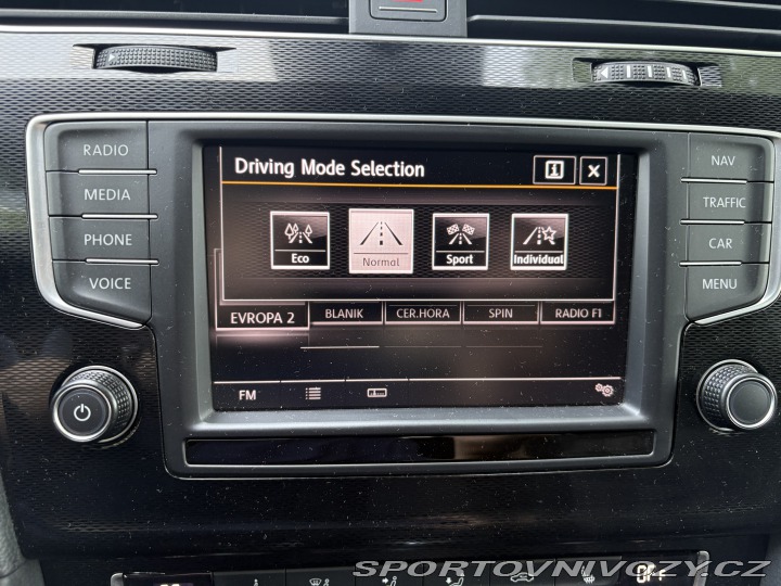 Volkswagen Golf 2016