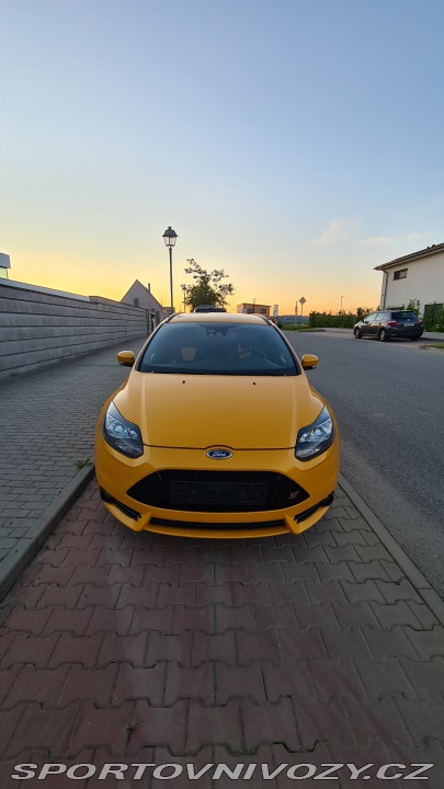 Ford Focus ST 250 mk3 Combi 2013