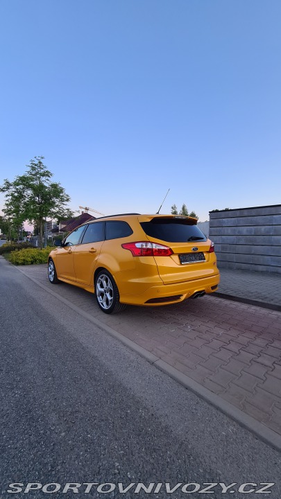 Ford Focus ST 250 mk3 Combi 2013