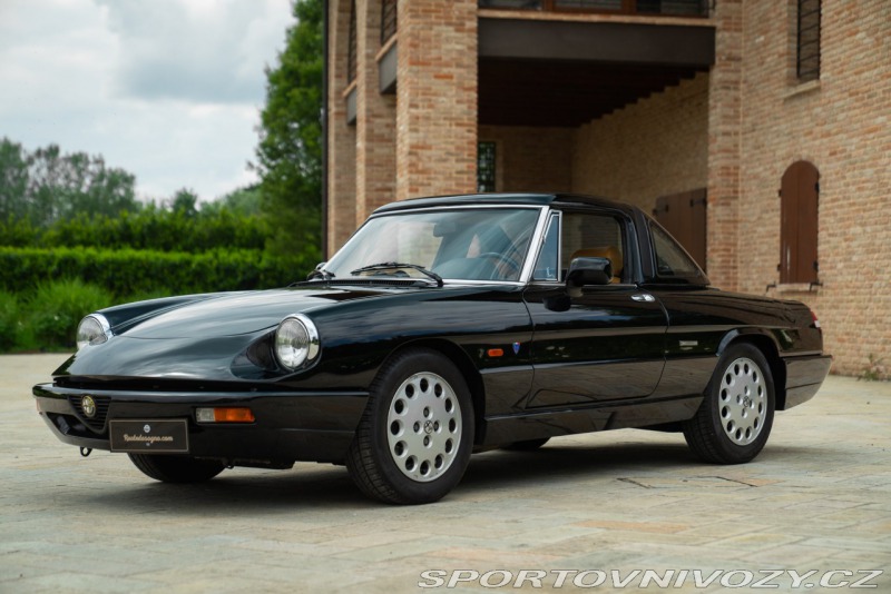 Alfa Romeo Spider DUETTO