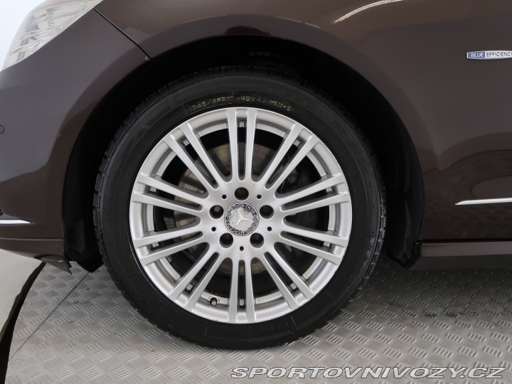 Mercedes-Benz E E 350 CGI 2010
