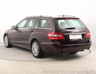 Mercedes-Benz E E 350 CGI 2010