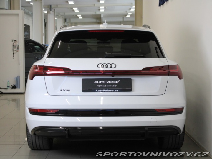 Audi Ostatní modely e-tron 0,1 55 300kW 95kWh S-Line 2022