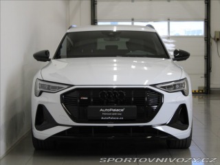 Audi Ostatní modely e-tron 0,1 55 300kW 95kWh S-Line 2022