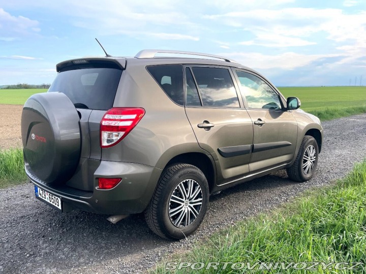 Toyota Ostatní modely RAV4 2,2 2AD 110kW 4x4 2009