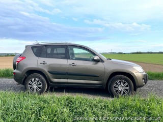 Toyota Ostatní modely RAV4 2,2   2AD 110kW 4x4 2009