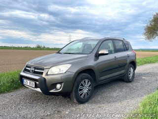 Toyota Ostatní modely RAV4 2,2   2AD 110kW 4x4 2009