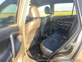 Toyota Ostatní modely RAV4 2,2   2AD 110kW 4x4 2009