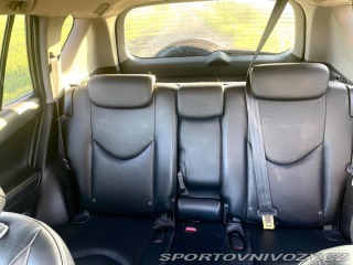 Toyota Ostatní modely RAV4 2,2   2AD 110kW 4x4 2009