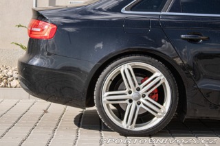 Audi A4 2.0 TDI quatrro 140kW /a 2015