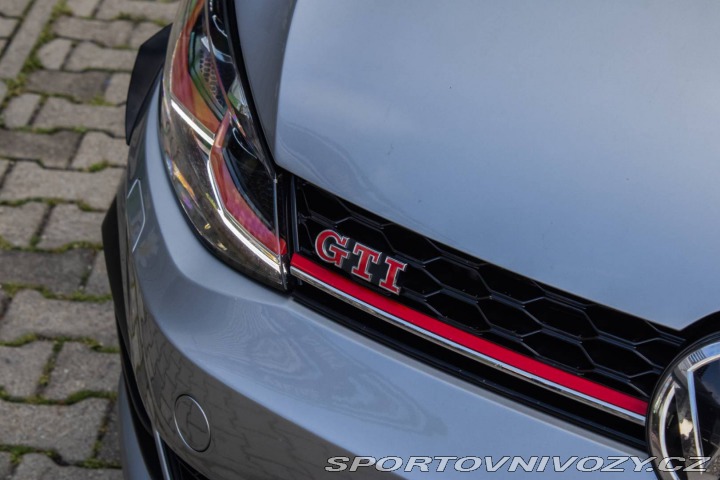 Volkswagen Golf 2.0 TSI BMT GTI Performa 2019