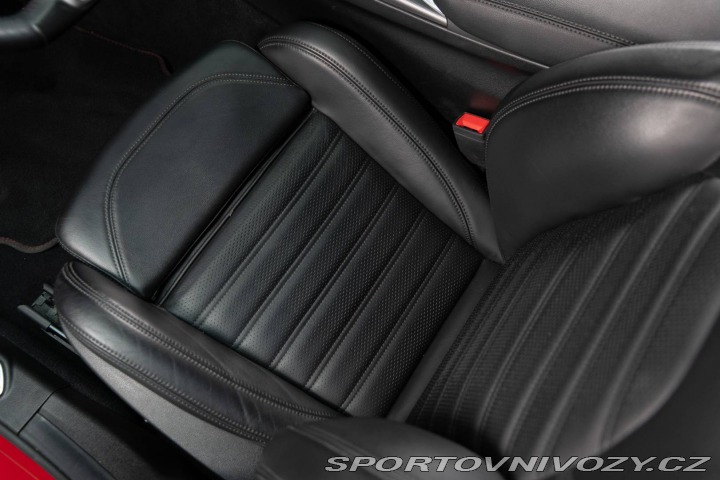 Alfa Romeo Giulia 2.0 GME Veloce AWD AT 2022