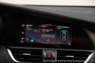 Alfa Romeo Giulia 2.0 GME Veloce AWD AT 2022