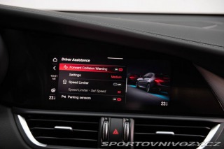 Alfa Romeo Giulia 2.0 GME Veloce AWD AT 2022