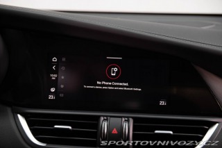 Alfa Romeo Giulia 2.0 GME Veloce AWD AT 2022
