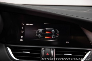 Alfa Romeo Giulia 2.0 GME Veloce AWD AT 2022