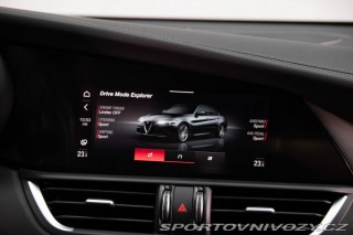 Alfa Romeo Giulia 2.0 GME Veloce AWD AT 2022