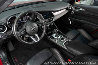 Alfa Romeo Giulia 2.0 GME Veloce AWD AT 2022