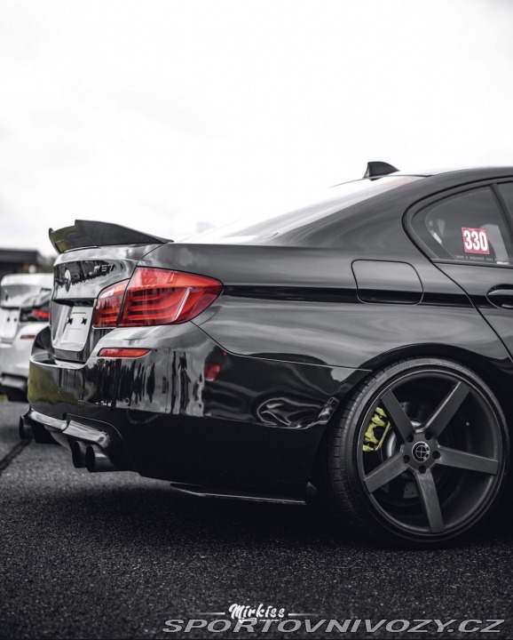 BMW 5 F10 2011