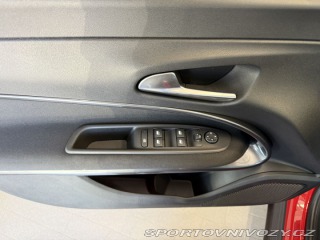 Fiat 600 1.2 Turbo Hybrid 100k MHE 2025