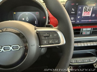 Fiat 600 1.2 Turbo Hybrid 100k MHE 2025