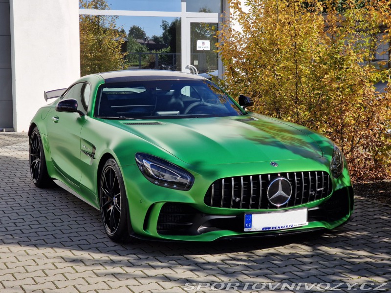 Mercedes-Benz AMG GT GT-R Top Stav