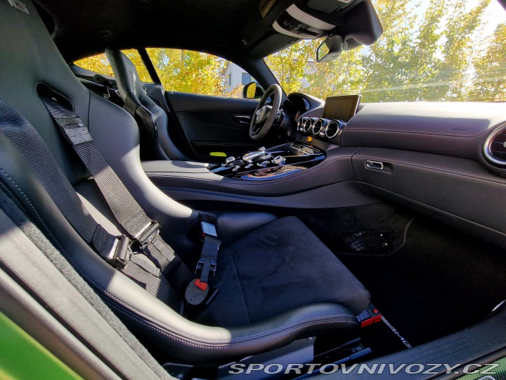 Mercedes-Benz AMG GT GT-R Top Stav 2017
