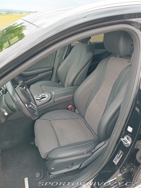 Mercedes-Benz E  2019